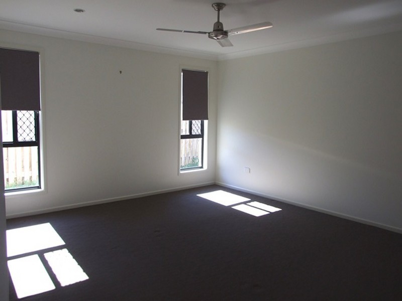 16 Tulipwood Circuit, Boyne Island QLD 4680