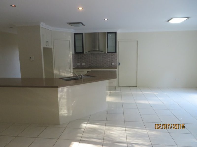 18 MELANIE COURT, Boyne Island QLD 4680