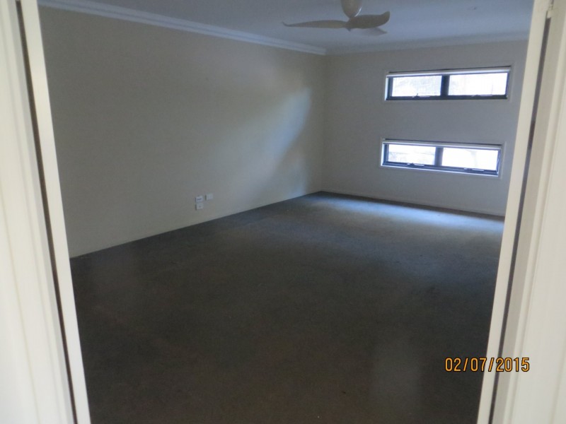 18 MELANIE COURT, Boyne Island QLD 4680