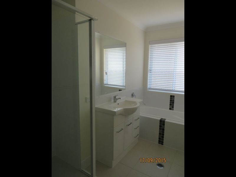 97 BROADACRES DRIVE, Tannum Sands QLD 4680