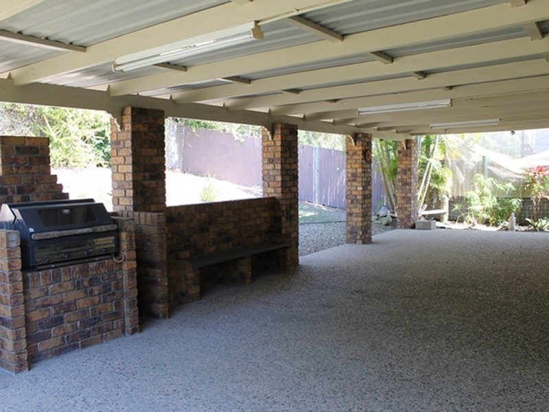 25 Macedon Street, Tannum Sands QLD 4680