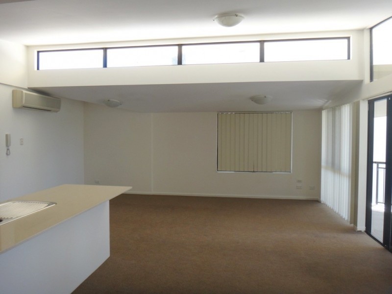 14/8a Wyndham Ave, Boyne Island QLD 4680