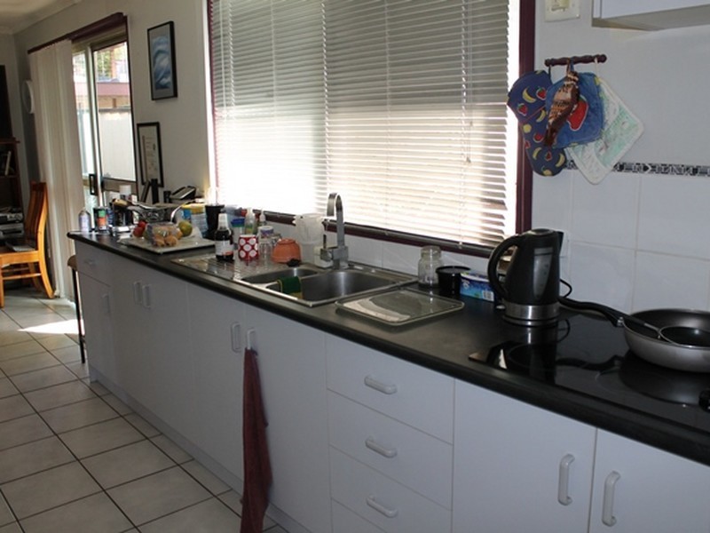 1 Lilly Street, Boyne Island QLD 4680