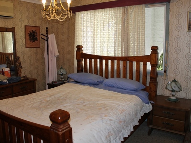 1 Lilly Street, Boyne Island QLD 4680