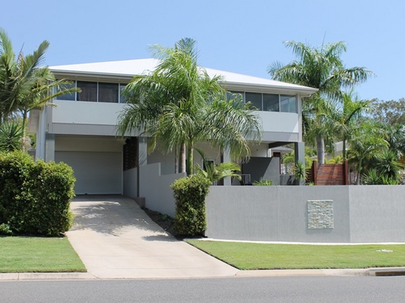 1 Caitlin Court, Boyne Island QLD 4680