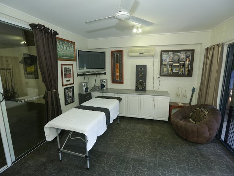 23 Wyndham Avenue, Boyne Island QLD 4680