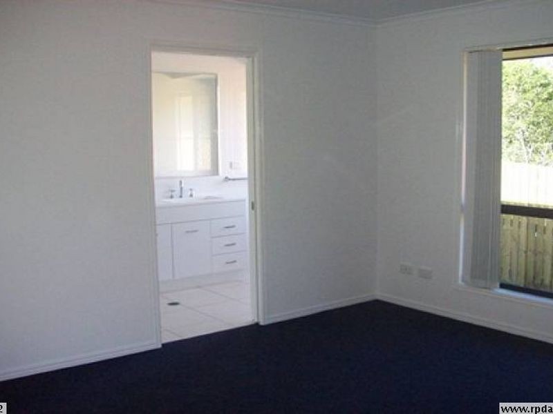 26 PRYDE STREET, Tannum Sands QLD 4680