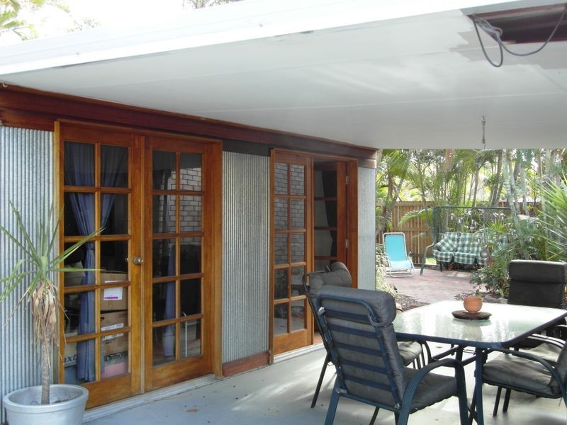 8 KEATING STREET, Tannum Sands QLD 4680