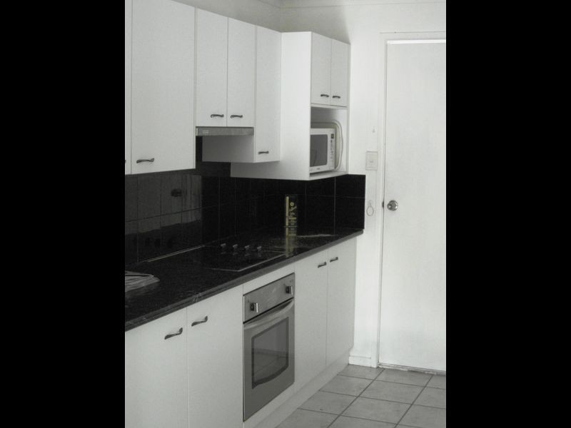 8 KEATING STREET, Tannum Sands QLD 4680