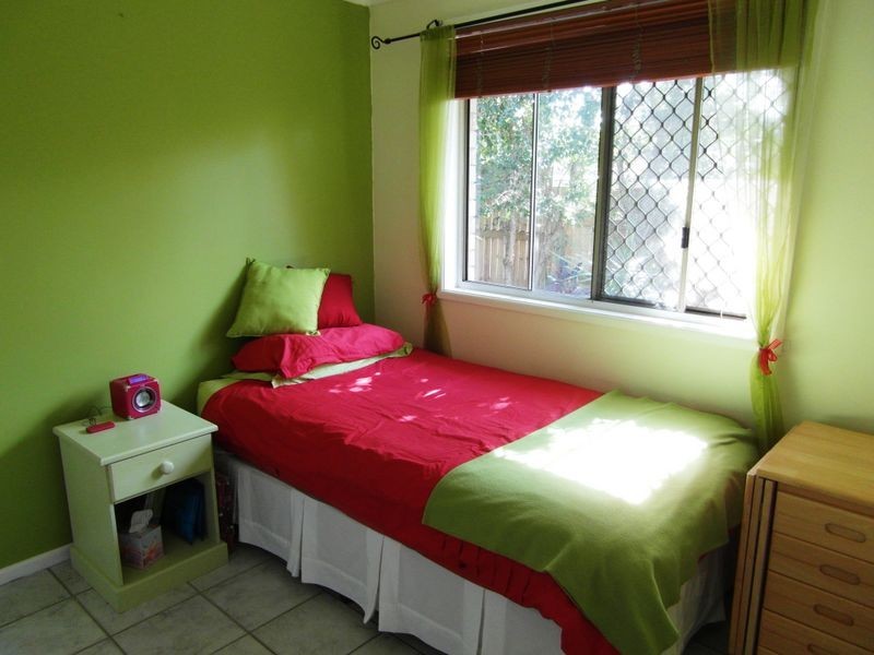 8 KEATING STREET, Tannum Sands QLD 4680