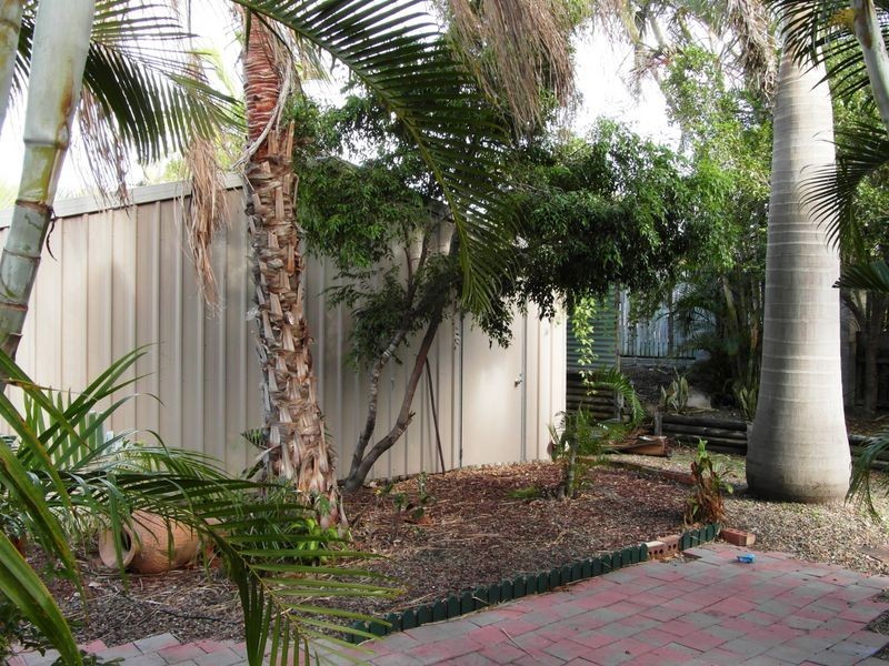 8 KEATING STREET, Tannum Sands QLD 4680