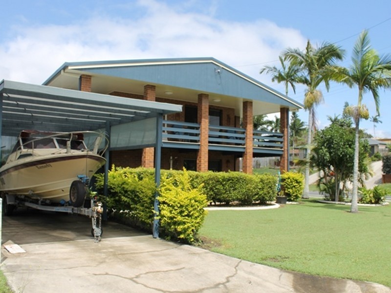 9 Latrobe Street, Tannum Sands QLD 4680