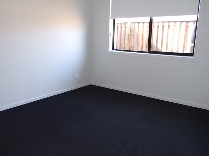 28 Caulder Esplanade, Boyne Island QLD 4680