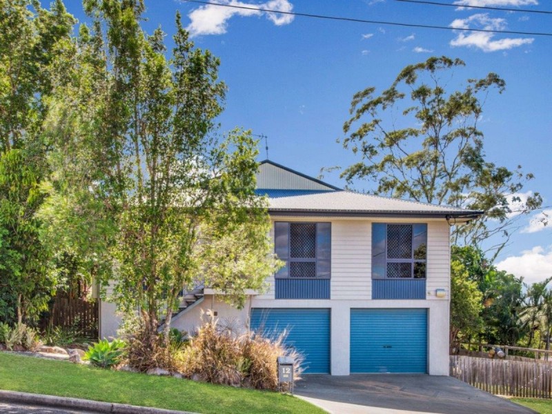 12 SAYRE CRESCENT, Boyne Island QLD 4680