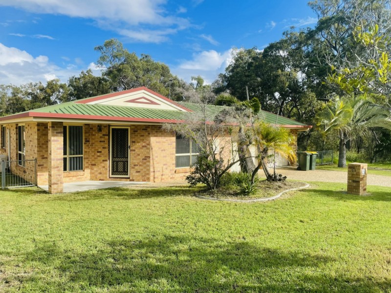 11 BALLOOK STREET, Boyne Island QLD 4680