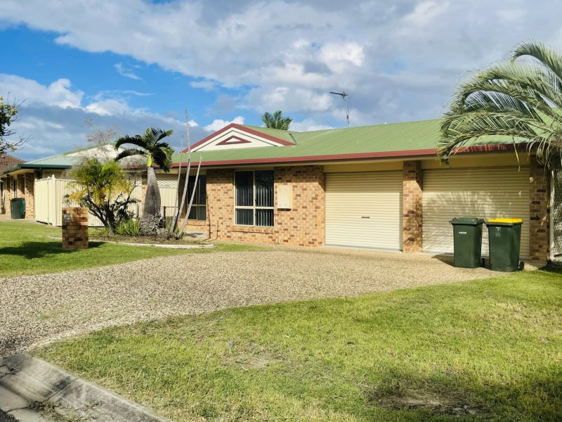 11 BALLOOK STREET, Boyne Island QLD 4680