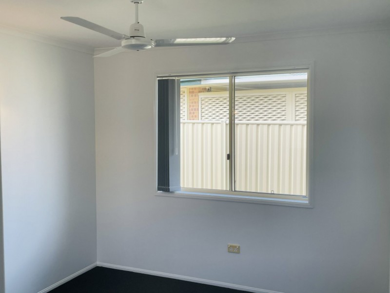 11 BALLOOK STREET, Boyne Island QLD 4680