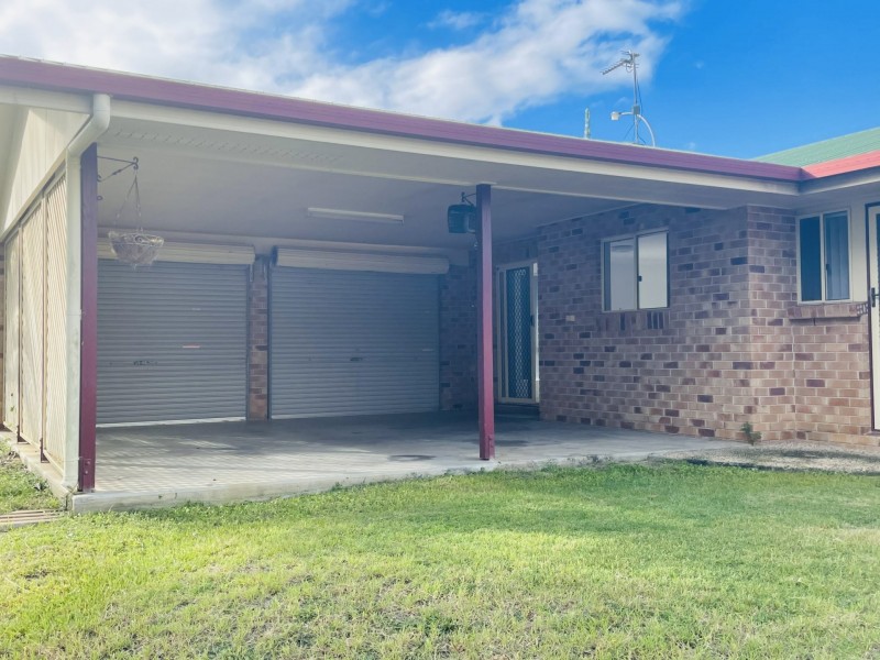 11 BALLOOK STREET, Boyne Island QLD 4680