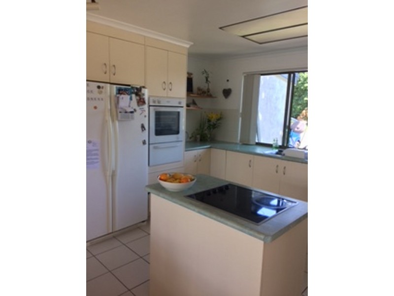 1 RICHARD ST, Boyne Island QLD 4680