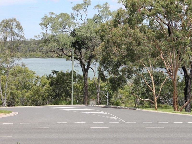 77 Malpas Street, Boyne Island QLD 4680