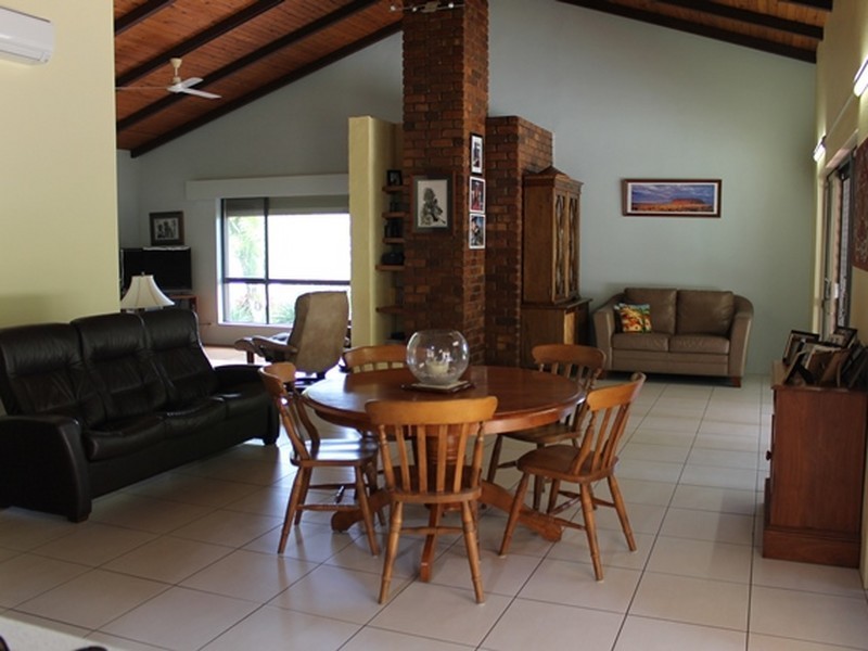 77 Malpas Street, Boyne Island QLD 4680