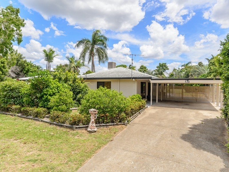 15 Alkina Crescent, Boyne Island QLD 4680