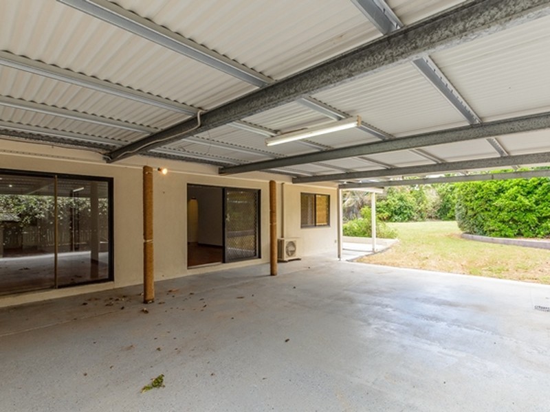 15 Alkina Crescent, Boyne Island QLD 4680