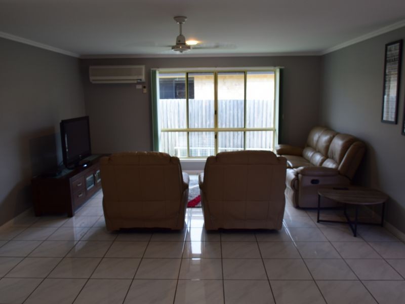 8 RICHARD STREET, Boyne Island QLD 4680