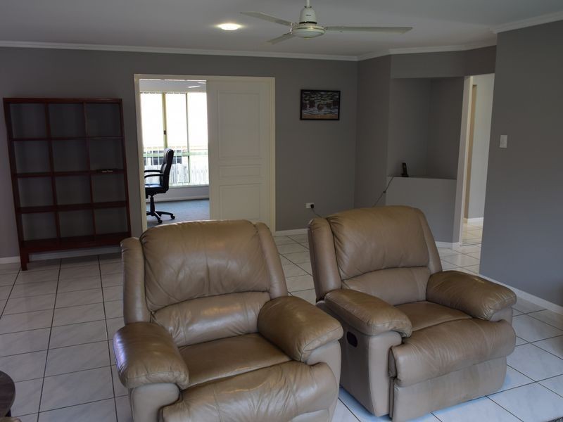 8 RICHARD STREET, Boyne Island QLD 4680