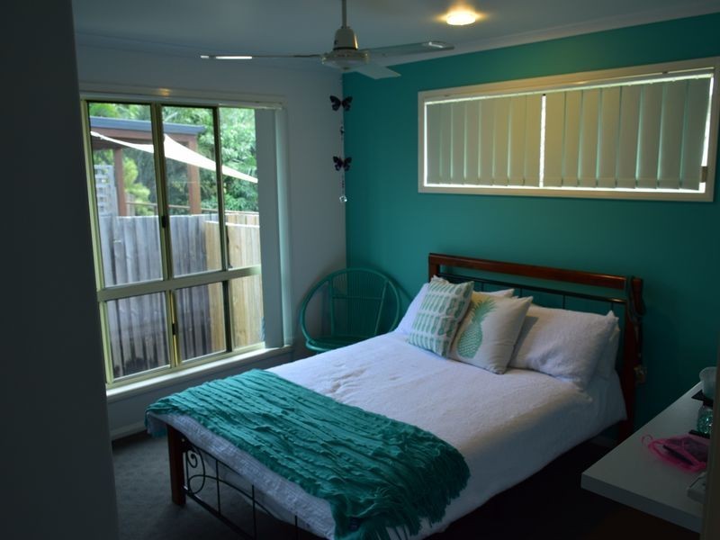 8 RICHARD STREET, Boyne Island QLD 4680