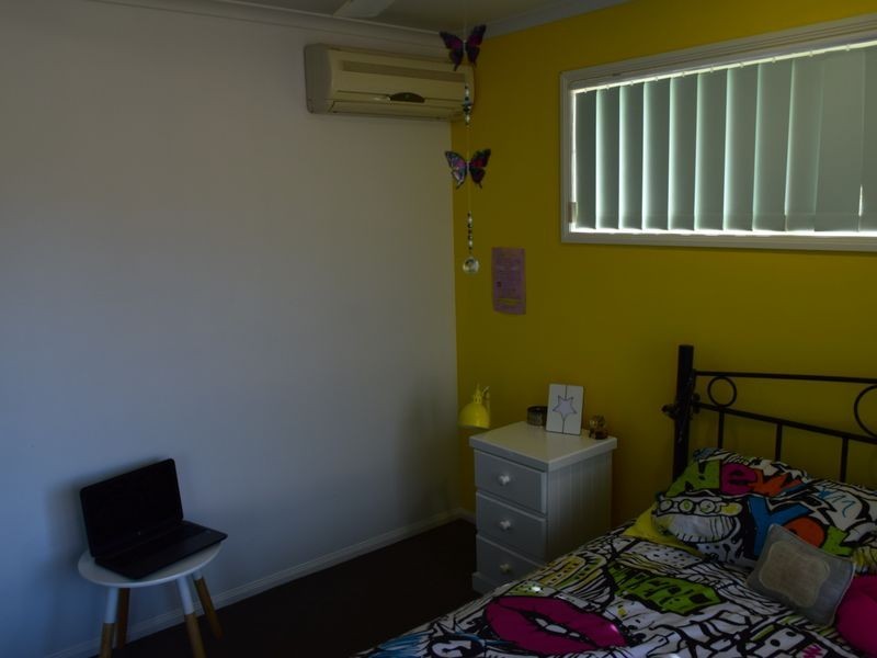 8 RICHARD STREET, Boyne Island QLD 4680