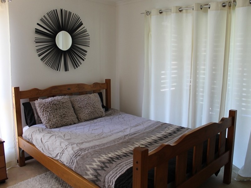 1 Jenkinson Street, Tannum Sands QLD 4680