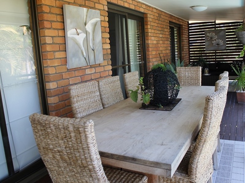1 Jenkinson Street, Tannum Sands QLD 4680
