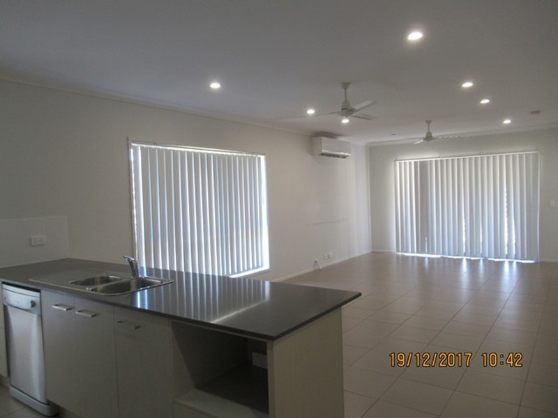 36 KOOLIVOO PARADE, Boyne Island QLD 4680
