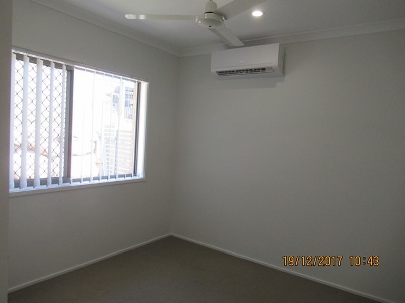 36 KOOLIVOO PARADE, Boyne Island QLD 4680