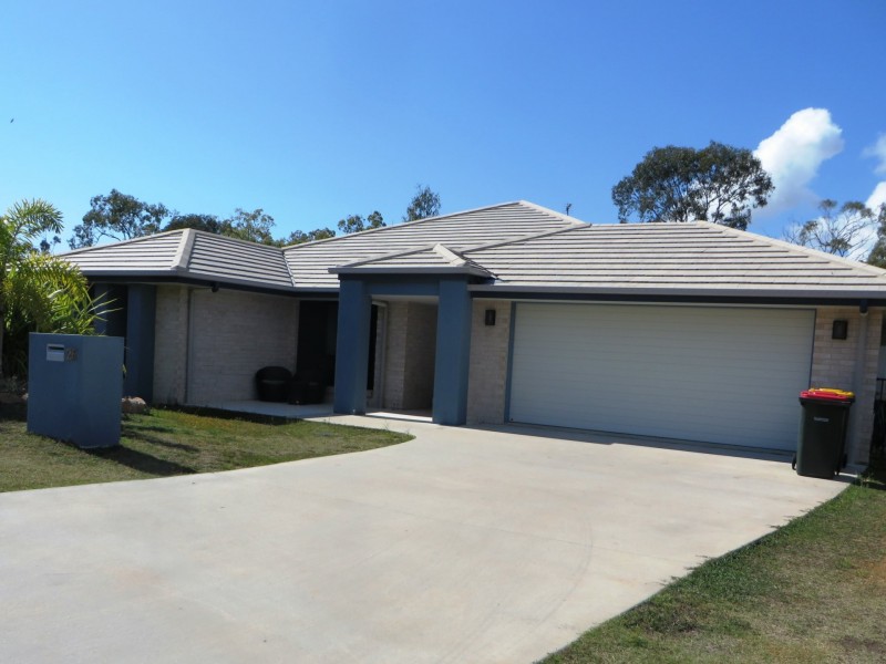 26 PRYDE STREET, Tannum Sands QLD 4680