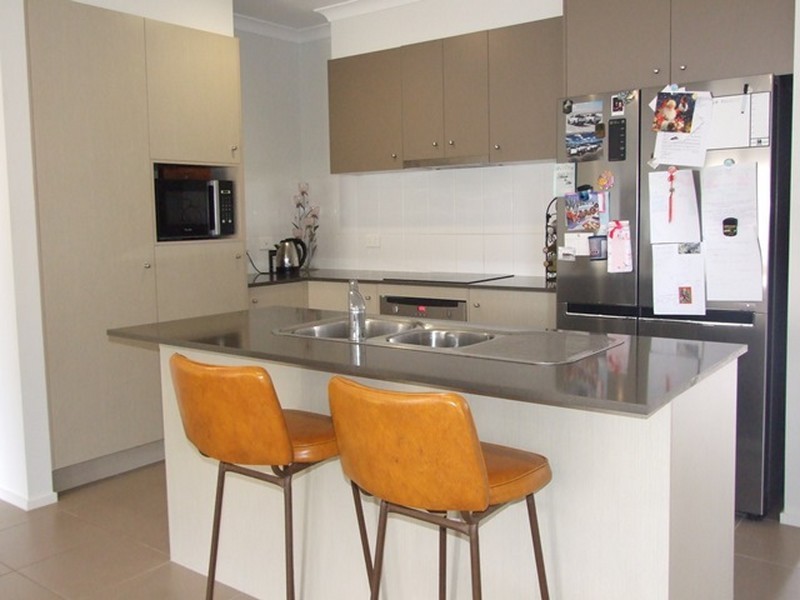 32 Koolivoo Parade, Boyne Island QLD 4680