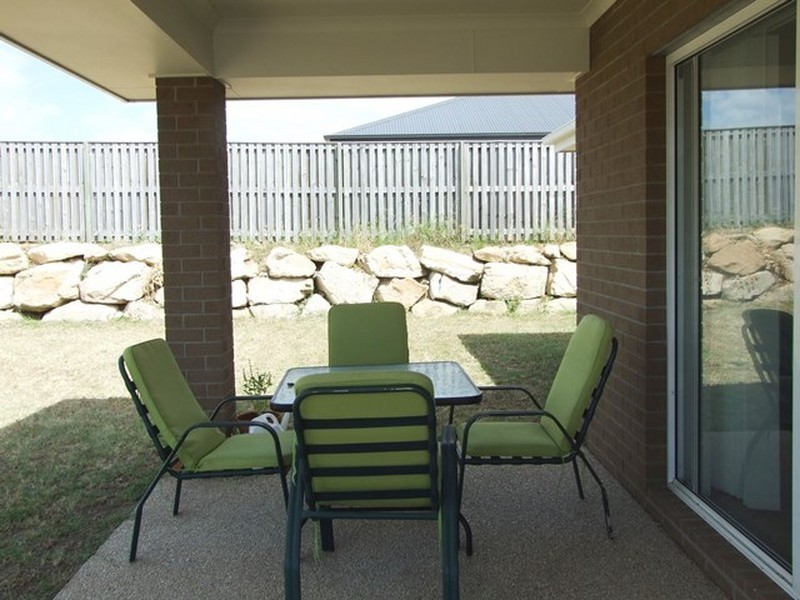 32 Koolivoo Parade, Boyne Island QLD 4680