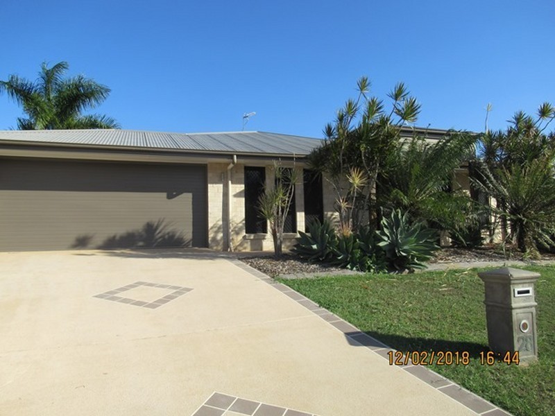 28 LONGREACH COURT, Tannum Sands QLD 4680