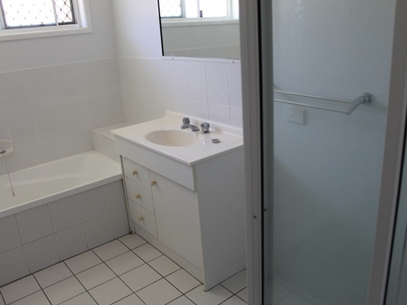 12 Keating Street, Tannum Sands QLD 4680