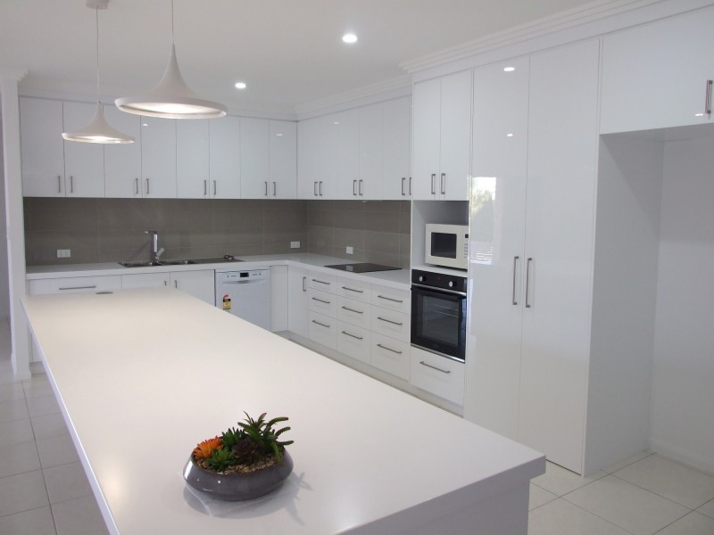 4 Stoney Court, Tannum Sands QLD 4680