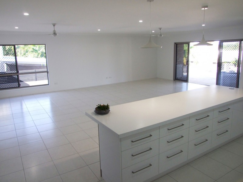 4 Stoney Court, Tannum Sands QLD 4680