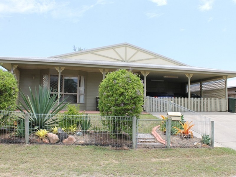 38 Lomandra Street, Boyne Island QLD 4680