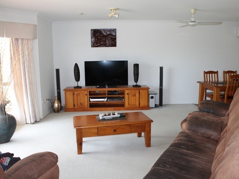 38 Lomandra Street, Boyne Island QLD 4680