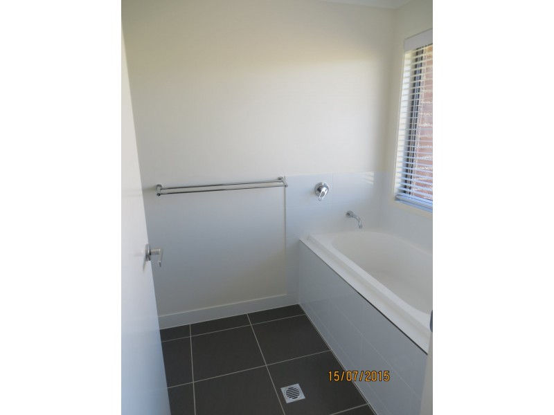 4 BOSUN CIRCUIT, Tannum Sands QLD 4680