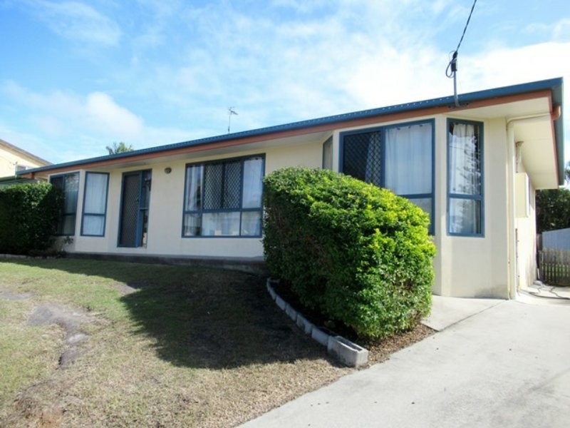 9 Swains Court, Boyne Island QLD 4680