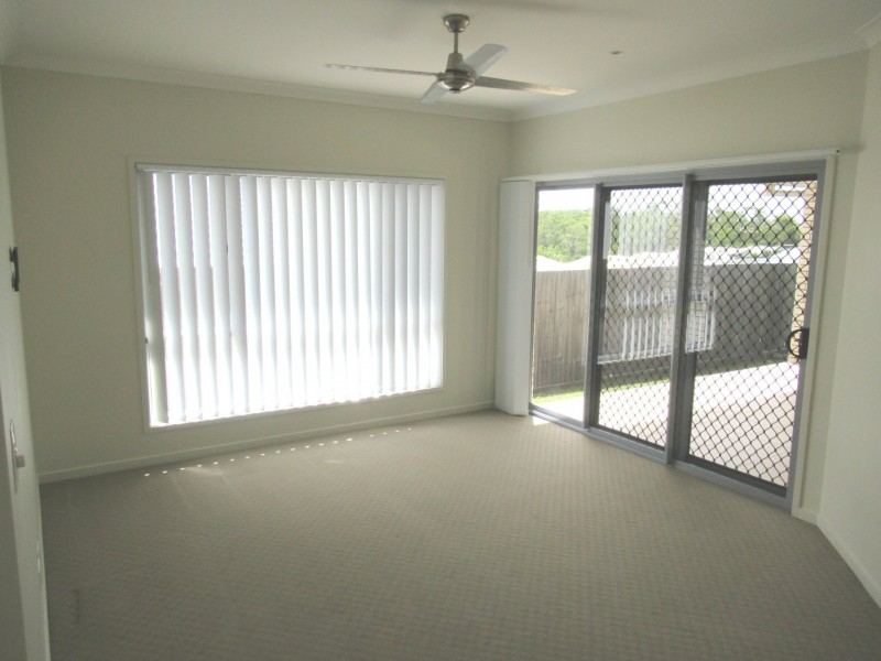 5 PALMERSTON COURT, New Auckland QLD 4680