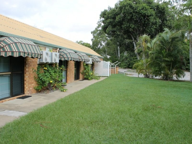 55 WYNDHAM AVENUE, Boyne Island QLD 4680