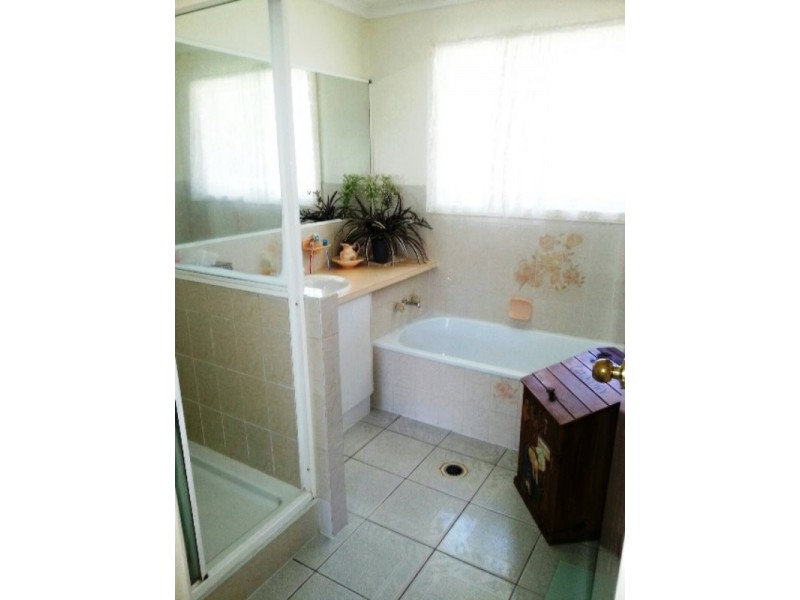 12 Golden Avenue, Tannum Sands QLD 4680