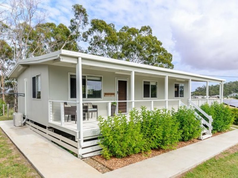 6 Alpine Avenue, Boyne Island QLD 4680